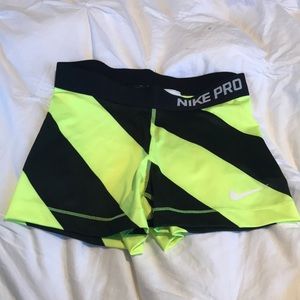 STRIPED NIKE PROS